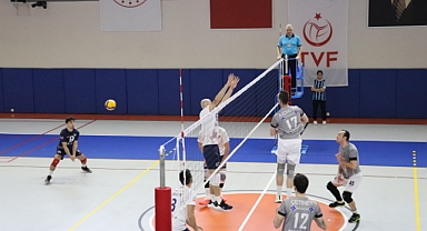 TVF ERKEKLER 2. LİG YARI FİNAL ETABI NEFESLERİ KESTİ