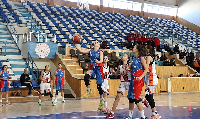 U14 KIZLAR BASKETBOL BÖLGE ŞAMPİYONASI’NIN KARAMAN ETABI SONA ERDİ