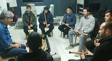 Bilge Gençler Ney ve Def eğitimi alıyor