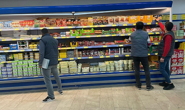 İLÇELERDE GIDA DENETİMLERİNE DEVAM EDİLİYOR.