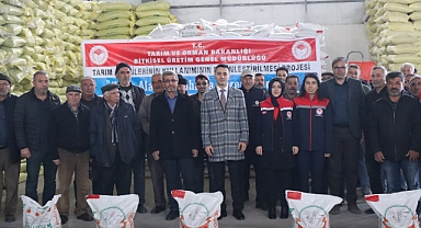 KAZIMKARABEKİR İLÇEMİZDE 27200 Kg. NOHUT TOHUMLUĞU DAĞITIMI YAPILDI.