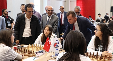 TÜRKİYE KÜÇÜKLER VE YILDIZLAR TAKIM SATRANÇ ŞAMPİYONASI BAŞLADI