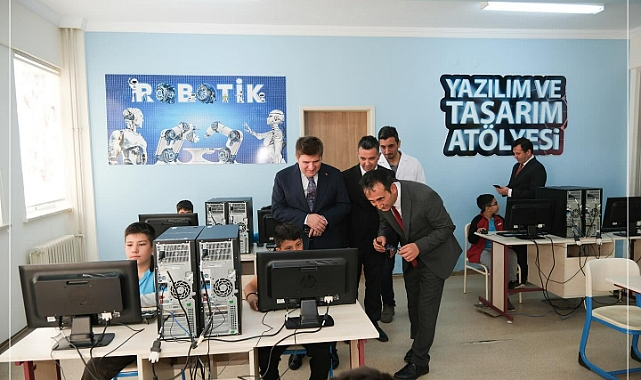 Vali Engin Sarıibrahim Okul Ziyaretlerine Devam Ediyor