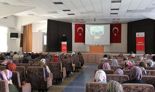 Karaman’da “Savaş, Göç ve Aile” Konulu Konferans Düzenlendi
