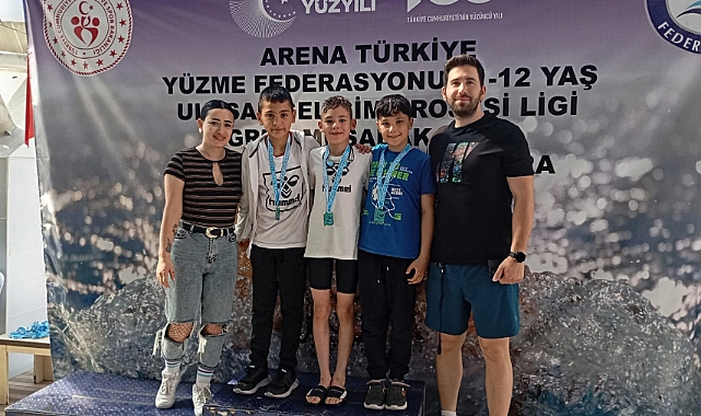 KARAMANLI YÜZÜCÜLER BÖLGE MÜSABAKALARINDA