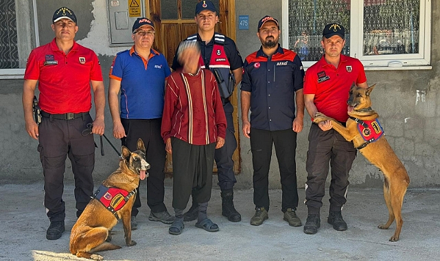 KAYIP VATANDAŞI JANDARMA ARAMA KURTARMA KÖPEKLERİ TUĞRA VE KAHVE BULDU