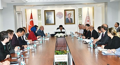 Mevsimlik Tarım İşçilerinin çalışma ve yaşam koşullarının iyileştirilmesine ilişkin toplantı kurum yöneticilerinin katılımı ile gerçekleştirildi.