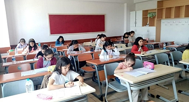 Proje İmam Hatip Ortaokulu Seçme Sınavına Yoğun İlgi