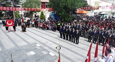 TÜRK DİL BAYRAMI TÖRENLERLE KUTLANIYOR