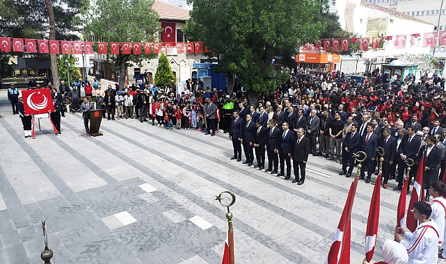 TÜRK DİL BAYRAMI TÖRENLERLE KUTLANIYOR