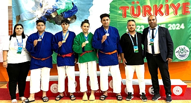 AVRUPA KURAŞ ŞAMPİYONASINDA KARAMANLI SPORCULAR BAŞARILARIYLA GURURLANDIRDI