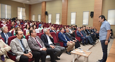‘KARAMAN YAŞAMDA VE EĞİTİMDE YAPAY ZEKA’ KONULU SEMİNER
