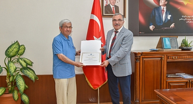KMÜ’YE KARAMAN TEMALI FOTOĞRAF VE VİDEO ARŞİVİ BAĞIŞI