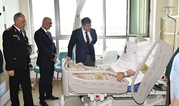 Vali H.Engin Sarıibrahim, Bayram Ziyaretlerinde Bulundu