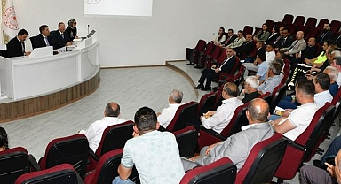 Vali Mahalle Muhtarları ile Bir Araya Geldi