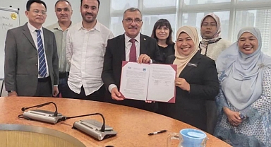 REKTÖR GAVGALI MALEZYA’DA BİR DİZİ ZİYARETTE BULUNDU
