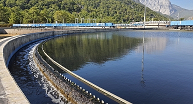 ANTALYA’DA DENİZİN KİRLENMESİNE NEDEN OLAN BÜYÜKŞEHİR BELEDİYESİ’NE PARA CEZASI KESİLDİ, CUMHURİYET BAŞSAVCILIĞI’NA DA SUÇ DUYURUSUNDA BULUNULDU