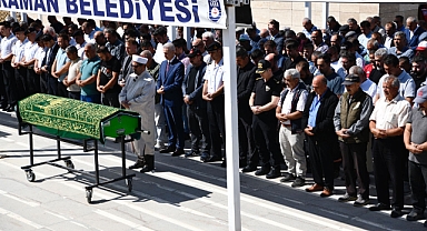 Şehit Babası Ali Yiğittop’un Ahmet Yesevi Camii’nde Cenaze Namazı Kılınarak Defnedildi