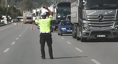 Trafik Ekiplerince 12-19 Eylül'de 2 Milyon 645 Bin 136 Araç Denetlendi