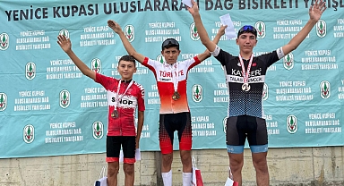 VELİ SARI’DAN ALTIN MADALYA