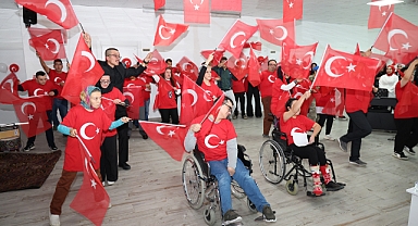 KARAMAN BELEDİYESİ ANA KUCAĞI'NDA CUMHURİYET COŞKUSU