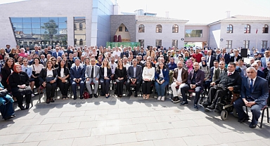 ÖĞRETMENLİK MESLEĞİ KANUNU TEKLİFİ, TBMM GENEL KURULUNDA KABUL EDİLDİ