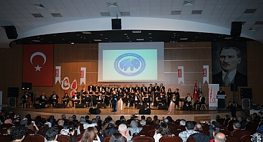 KAREV Türk Sanat Müziği Korosu’ndan “24 Kasım Öğretmenler Günü” Konseri