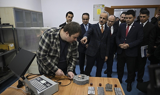 DEMİRYOLLARINDA YAPAY ZEKA DÖNEMİ