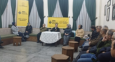 Şehirlerin Ruhunu Anlamak: Yunus Emre Altuntaş Öğretmenlerle Bir Araya Geldi