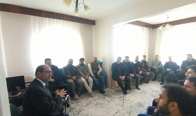 Karaman'da Baba Okulu Semineri Düzenlendi