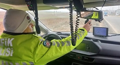  Emniyet ve Jandarma Trafik Ekiplerince 23-30 Ocak 2025 Tarihleri Arasında 3 Milyon 277 Bin 604 Araç Denetlendi