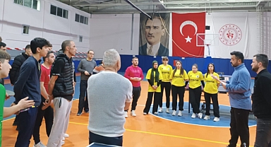 ERMENEK’TE MUSTAFA UĞUR MASA TENİSİ TURNUVASI BAŞLADI