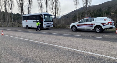 JANDARMA TRAFİK TİMLERİNDEN YOLCU OTOBÜSLERİNE SİVİL DENETİM