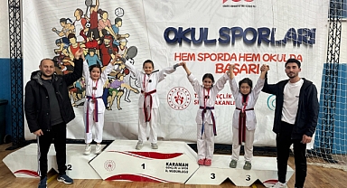 KARAMAN’DA TEKVANDO HEYECANI: 150 SPORCU İL BİRİNCİLİĞİ İÇİN MÜCADELE ETTİ