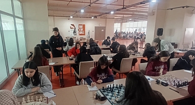 OKUL SPORLARI GENÇLER SATRANÇ İL BİRİNCİLİĞİ MÜSABAKALARI BAŞLADI