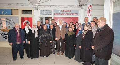 Vali Şehit Ailelerine Yardım ve Dayanışma Derneği’ni Ziyaret Etti