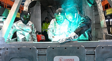 YERLİ VE MİLLİ ELEKTRİKLİ HIZLI TREN SETİNE İLK KAYNAK