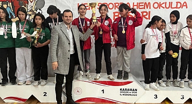 KARAMAN’DA OKUL SPORLARI MODEL UÇAK YARIŞMALARI TAMAMLANDI