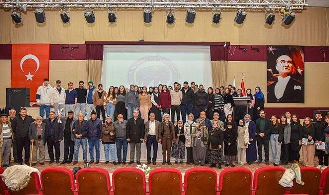 KMÜ ÖĞRENCİLERİNDEN YAŞLILARA SAYGI HAFTASI PROGRAMI