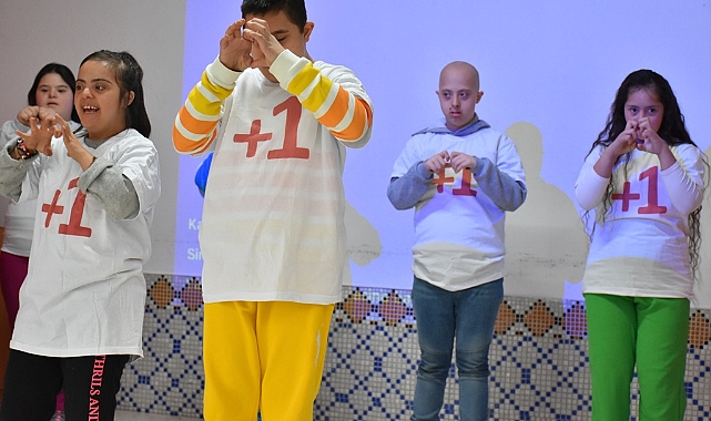 Özel Öğrencilerden Gönülleri Isıtan Gösteri