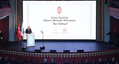 ASIRLIK NÜSHALAR YUNUS EMRE’NİN MİRASINI GÜNÜMÜZE TAŞIYOR