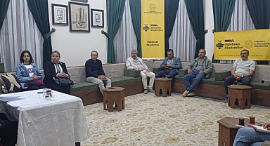 Edebiyat Akademisi'nde Kahramanlık Hikâyeleri Anlatıldı