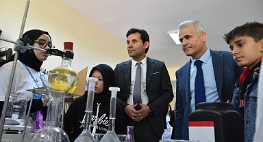 Karaman BİLSEM’de Bilim Şöleni: 4006 TÜBİTAK Bilim Fuarı Ziyaretçilerini Ağırlıyor