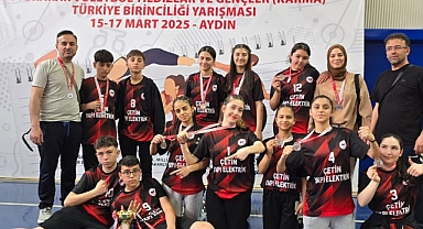 Kemal Reis Ortaokulu Oturarak Voleybol Takımından Türkiye İkinciliği Başarısı