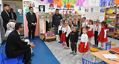 Vali Yardımcısı Çiçekli ve İl Müdürü Çalışkan Yukarı Kızılca Okulunda