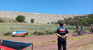 Karaman'da Dağ Bisikleti Yarışı Güven İçinde Tamamlandı