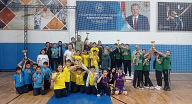 KARAMAN’DA HAVA SPORLARI RÜZGÂRI ESTİ