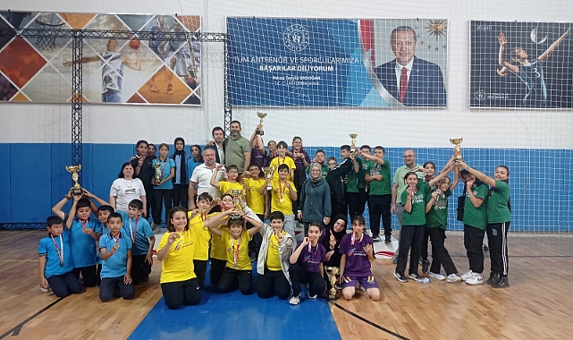 KARAMAN’DA HAVA SPORLARI RÜZGÂRI ESTİ