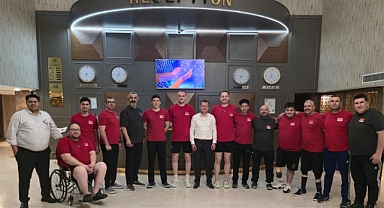 OTURARAK VOLEYBOL ERKEK MİLLİ TAKIMI KARAMAN’DA KAMPA GİRDİ