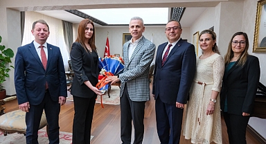 Tapu ve Kadastro Teşkilatının 178. Kuruluş Yıl Dönümünde Vali Çiçekli’ye Ziyaret